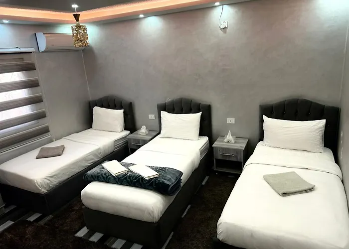 Petra Pillars Hostel